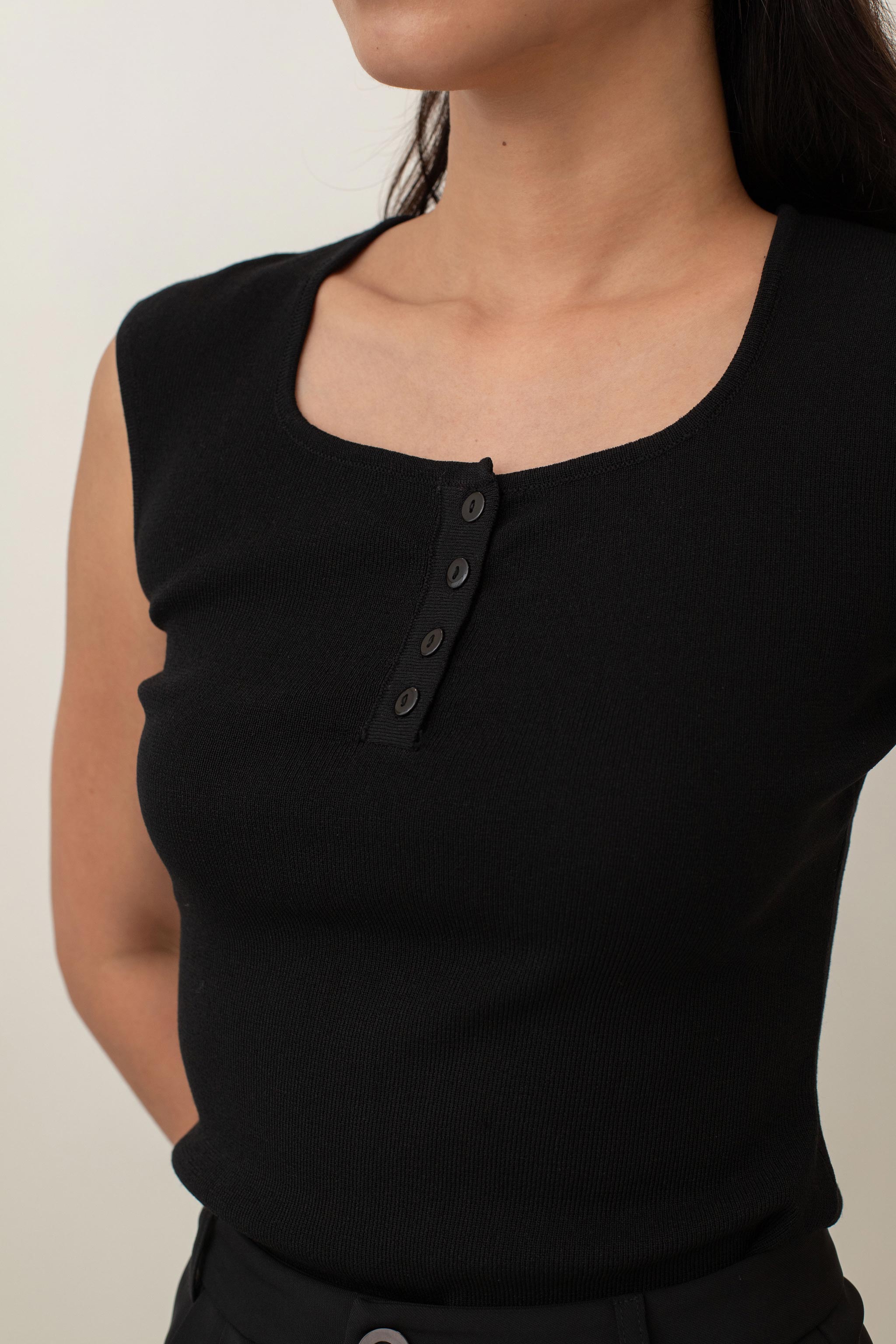 Daisy Button Top