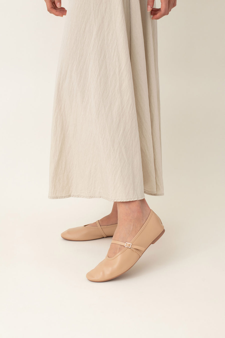 Luna skirt is all about effortless style and comfort! The gathered waist not only flatters your figure but also feels comfy, so you can wear it all day long. Its full flare design lets you move freely, whether you're twirling on the dance floor or just strolling through town.