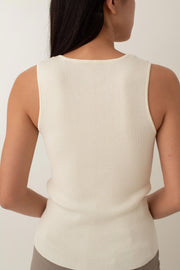 Olivia is your go-to for a chic, everyday look. With its ribbed texture and comfy stretch, this fitted top hugs your curves perfectly. The notched neckline adds a touch of flair, giving it a polished edge. Style it with jeans for a laid-back vibe or pair it with a skirt for a more dressed-up look.