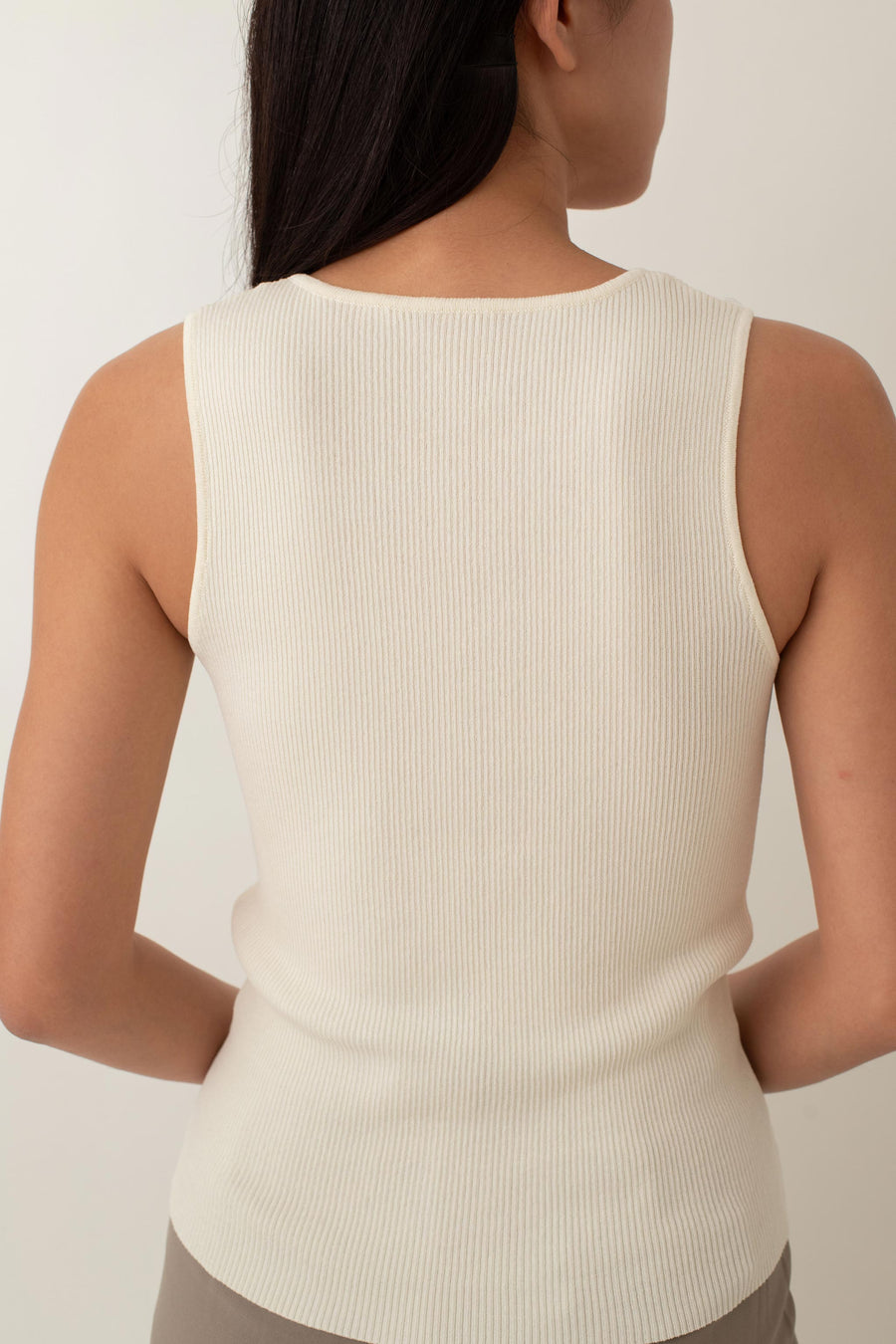 Olivia is your go-to for a chic, everyday look. With its ribbed texture and comfy stretch, this fitted top hugs your curves perfectly. The notched neckline adds a touch of flair, giving it a polished edge. Style it with jeans for a laid-back vibe or pair it with a skirt for a more dressed-up look.